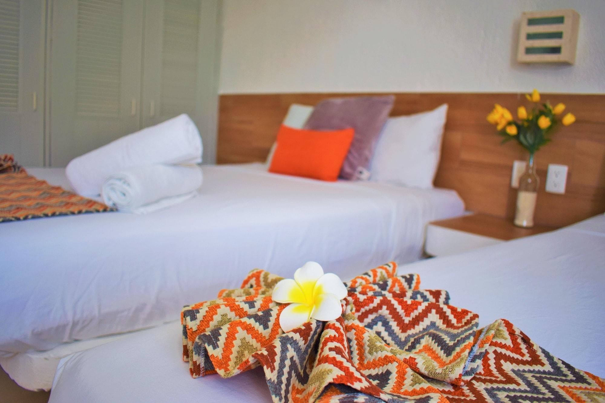 Arrecifes Suites ปัวร์โตโมเรลอส ภายนอก รูปภาพ
