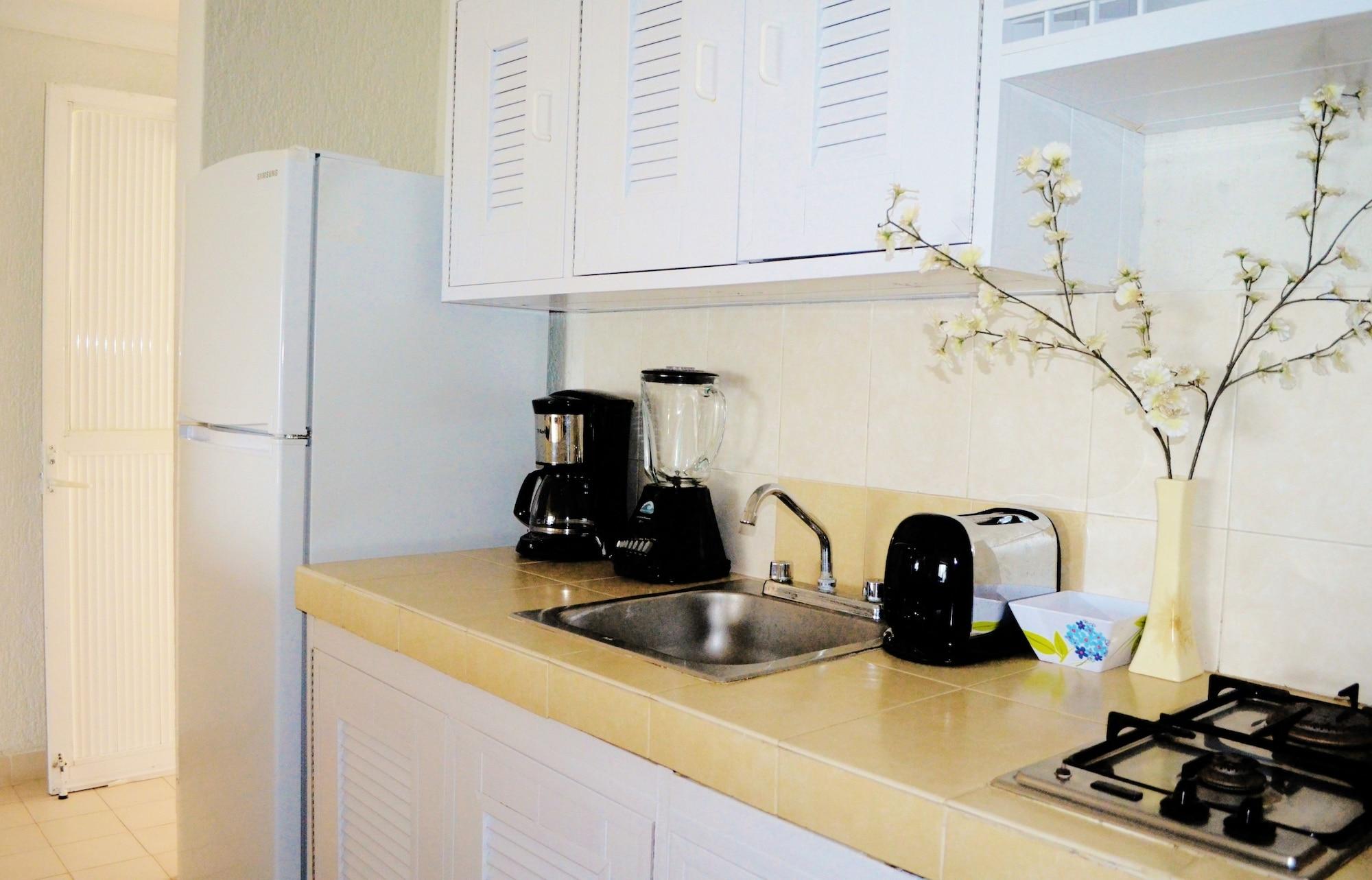 Arrecifes Suites ปัวร์โตโมเรลอส ภายนอก รูปภาพ