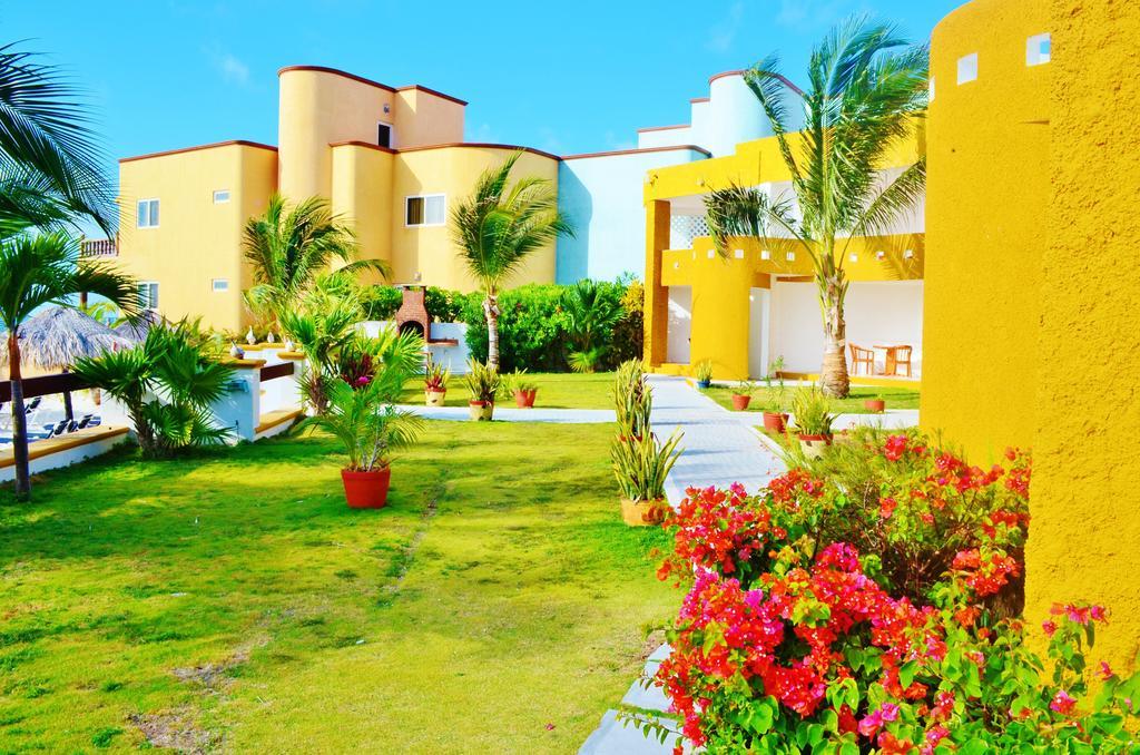 Arrecifes Suites ปัวร์โตโมเรลอส ภายนอก รูปภาพ